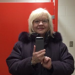 Meet your Posher, Robin